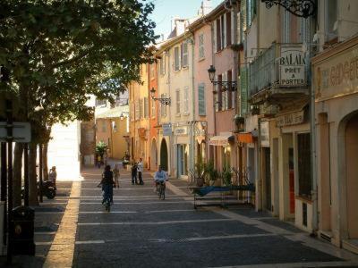 Formidable Studio Au Coeur Historique De Frejus Διαμέρισμα Εξωτερικό φωτογραφία